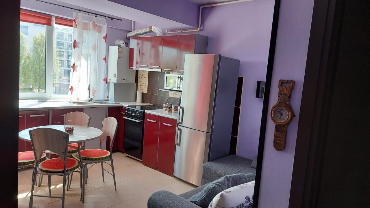 Summerland Seaview Apartament *